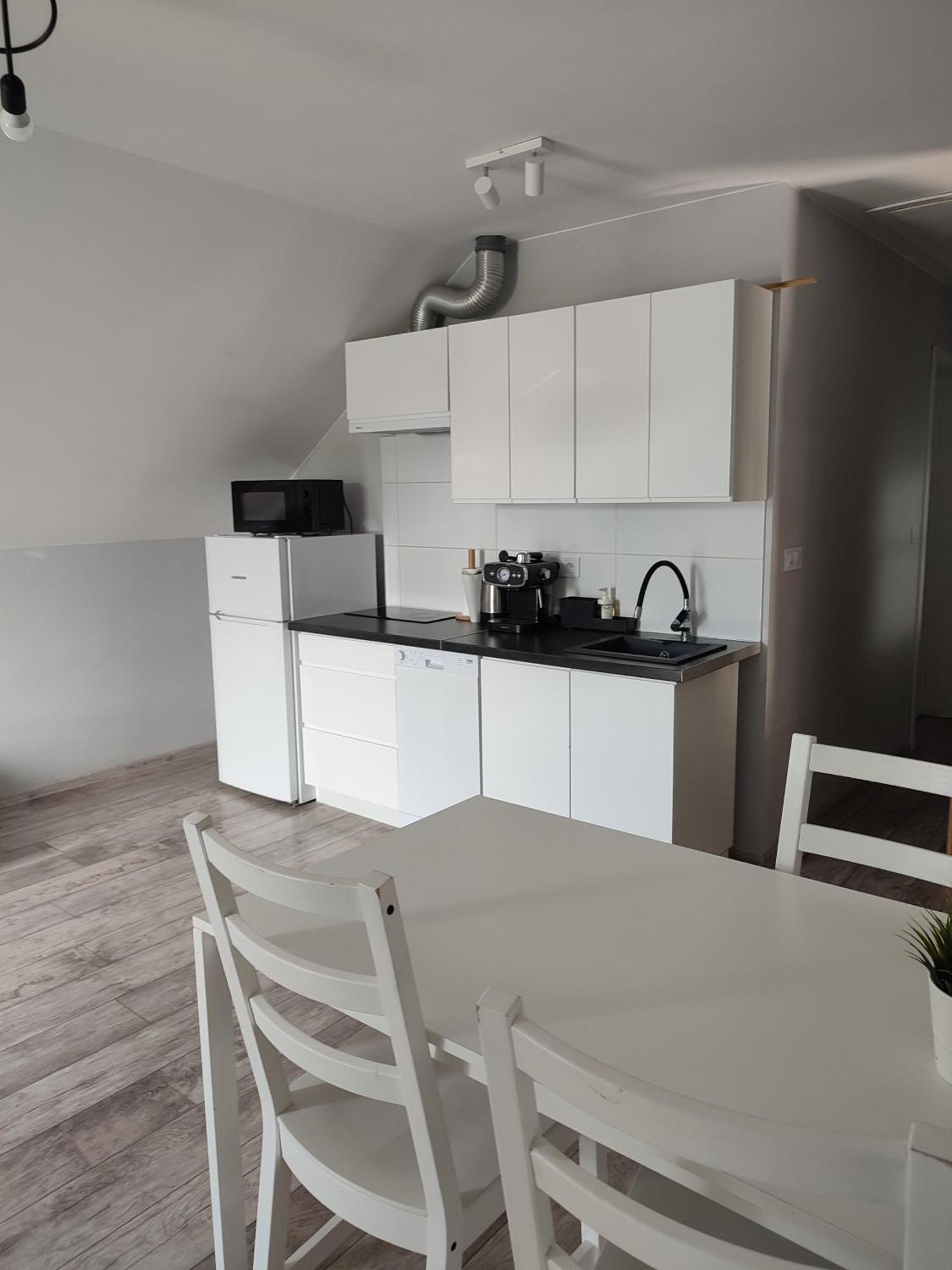 Apartamenty Wilga Z Calorocznym Jacuzzi I Letnim Basenem المظهر الخارجي الصورة